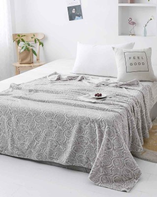 Elegant Rose Stereoscopic Plush Flannel Fleece Warm Soft Blanket Luxury Decor for Cover Sofa Bed Bedspread Winter